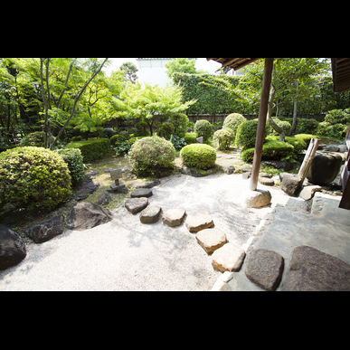 飯塚市で造園の美しい仕上がりをお求めなら庭喜屋有限会社